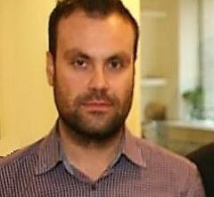 Φωτογραφία του Συζήτηση με έναν νέο συνάδελφο της Διεύθυνσης Ασφάλειας Αττικής